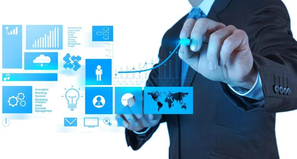 デジタルマーケティング戦略とは、ビジネスの目的達成のために、デジタルメディアを使って「何を行うか」「何を行わないか」を決めることです。マーケティング施策実行のための明確な指針を策定します。
