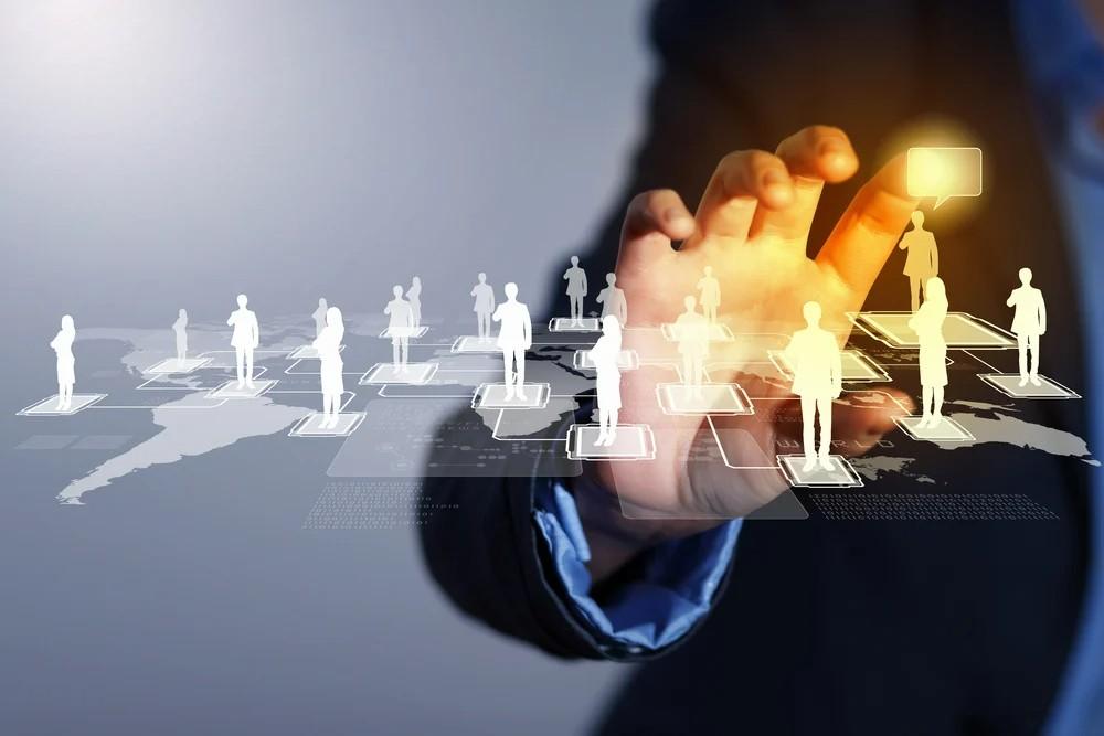 デジタルマーケティングの本質は、デジタル技術を活用して「顧客個別の体験を提供できる」さらに「顧客体験を改善し続けられる」という点にあります。 顧客体験を改善するには、まずは顧客体験設計が必要です。