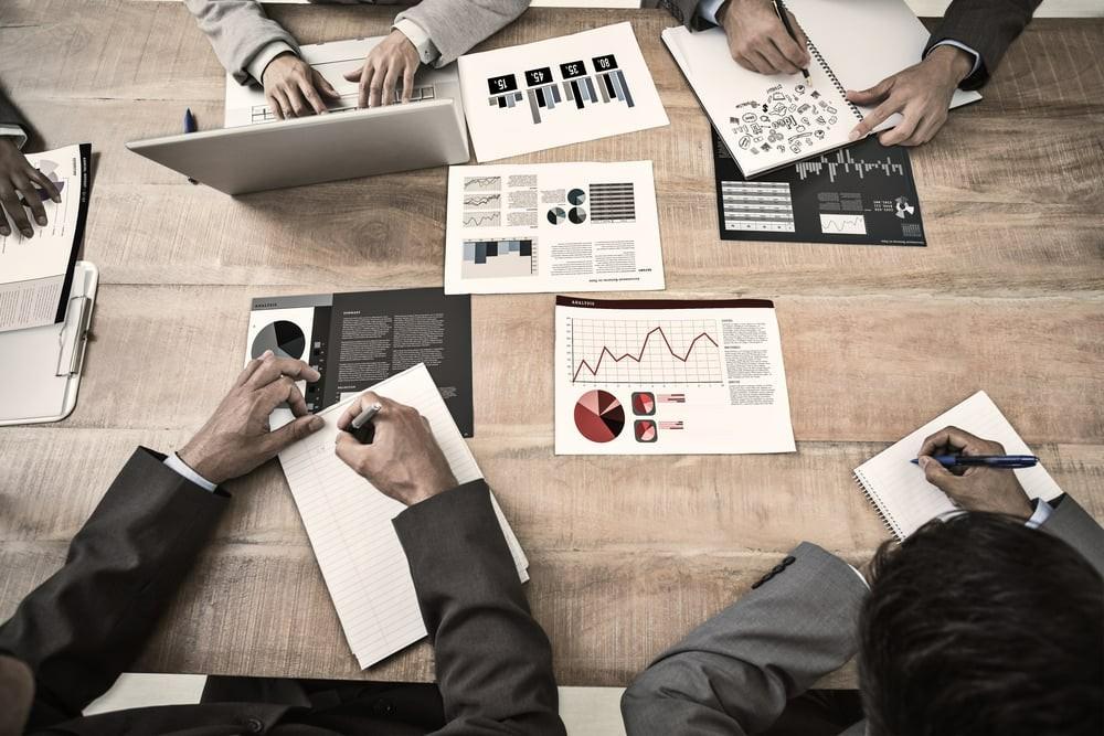 リニューアルを成功させるためにサイトの要件をまとめて、提案依頼書(RFP)を作成します。「なにをしたらよいか」「どう委託先を選んだらよいか分からない」そのお悩み、わたしたちにおまかせください。